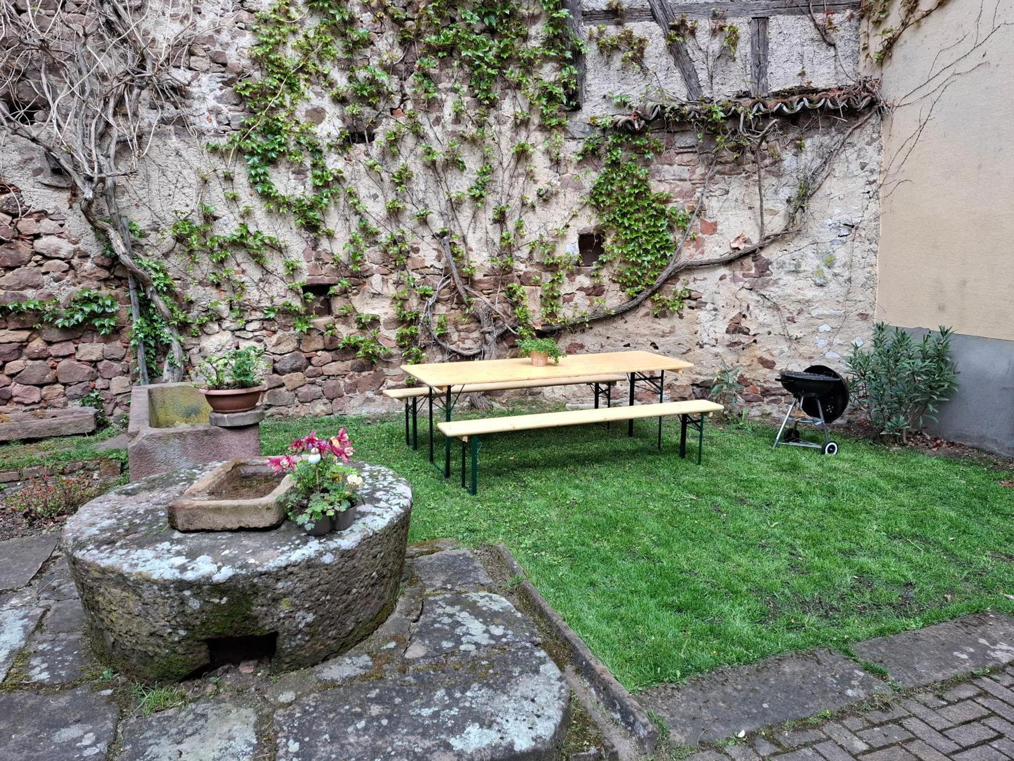 Entre Vignes Et Vergers Gite Parenthese Gueberschwihr Exterior photo